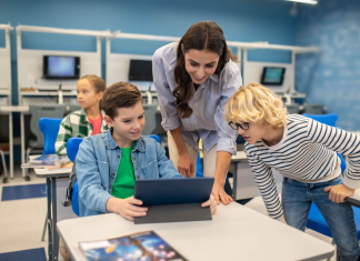 Top Digital Tools Every School Should Use (Complete Guide) Top Digital Tools Every School Should Use (Complete Guide)